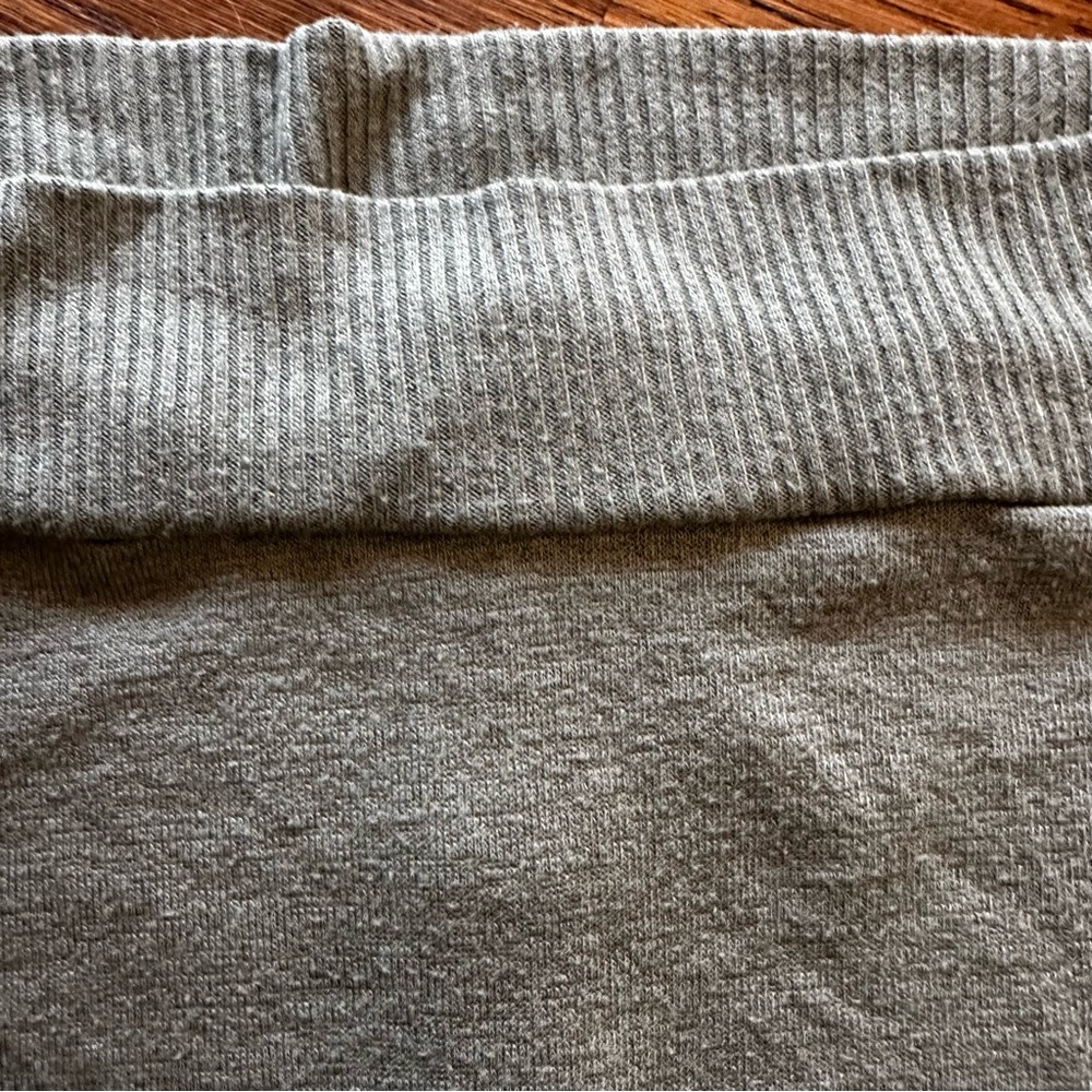 GAP sage green Button-Front cropped Tank Top - Picture 13 of 13